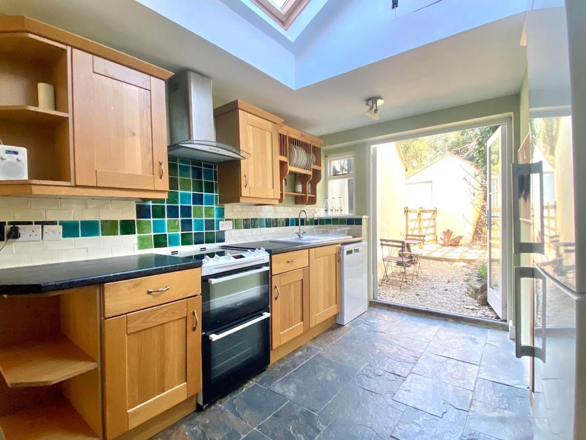 The Explorers Rest - Cottage - Frome Buckland Dinham エクステリア 写真